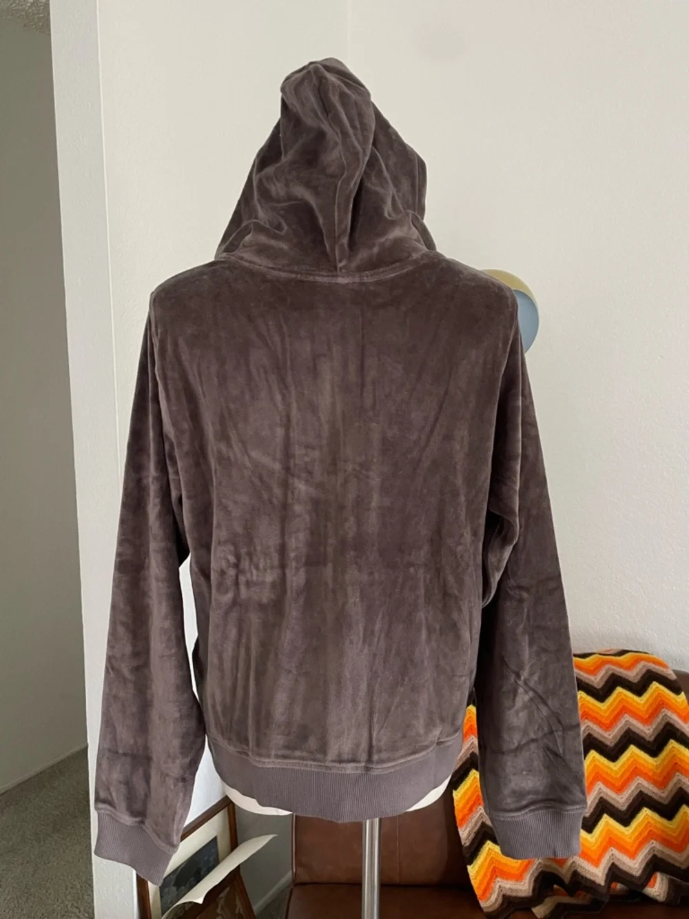 Pact Cloud Brushed Velour Fleece Organic Cotton Zip Pocket Hoodie - Picture 2 of 8